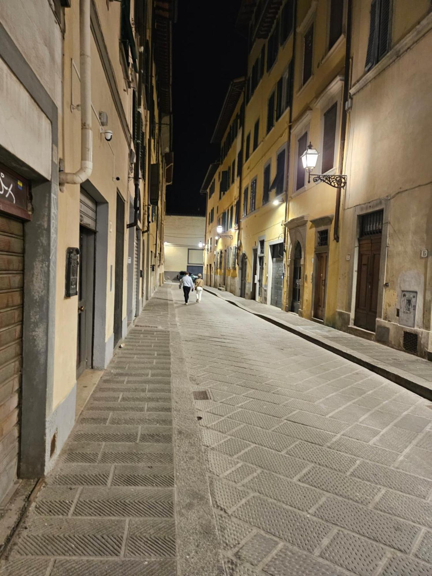 Mini Very Close To The Train Station Appartamento